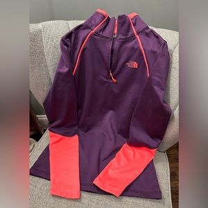 North Face Quarter zip Pullover. Size S.